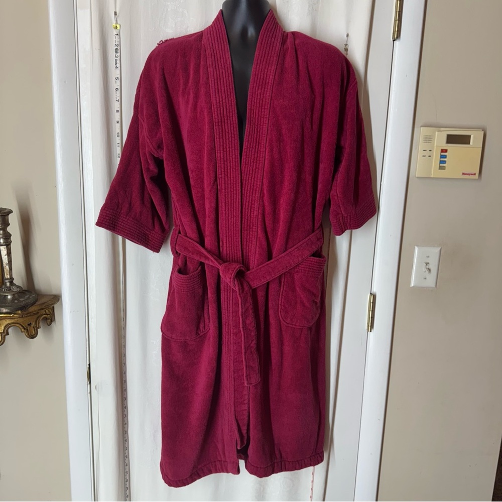 Vintage Diplomat Burgundy Belted Robe